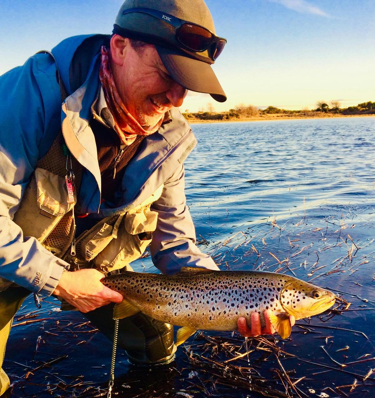 Tasmania Fly Fishing – Guided Trout Fishing Tours