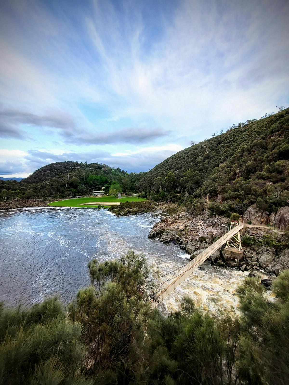 Minutes’ walk to Cataract Gorge, Launceston’s iconic natural attraction