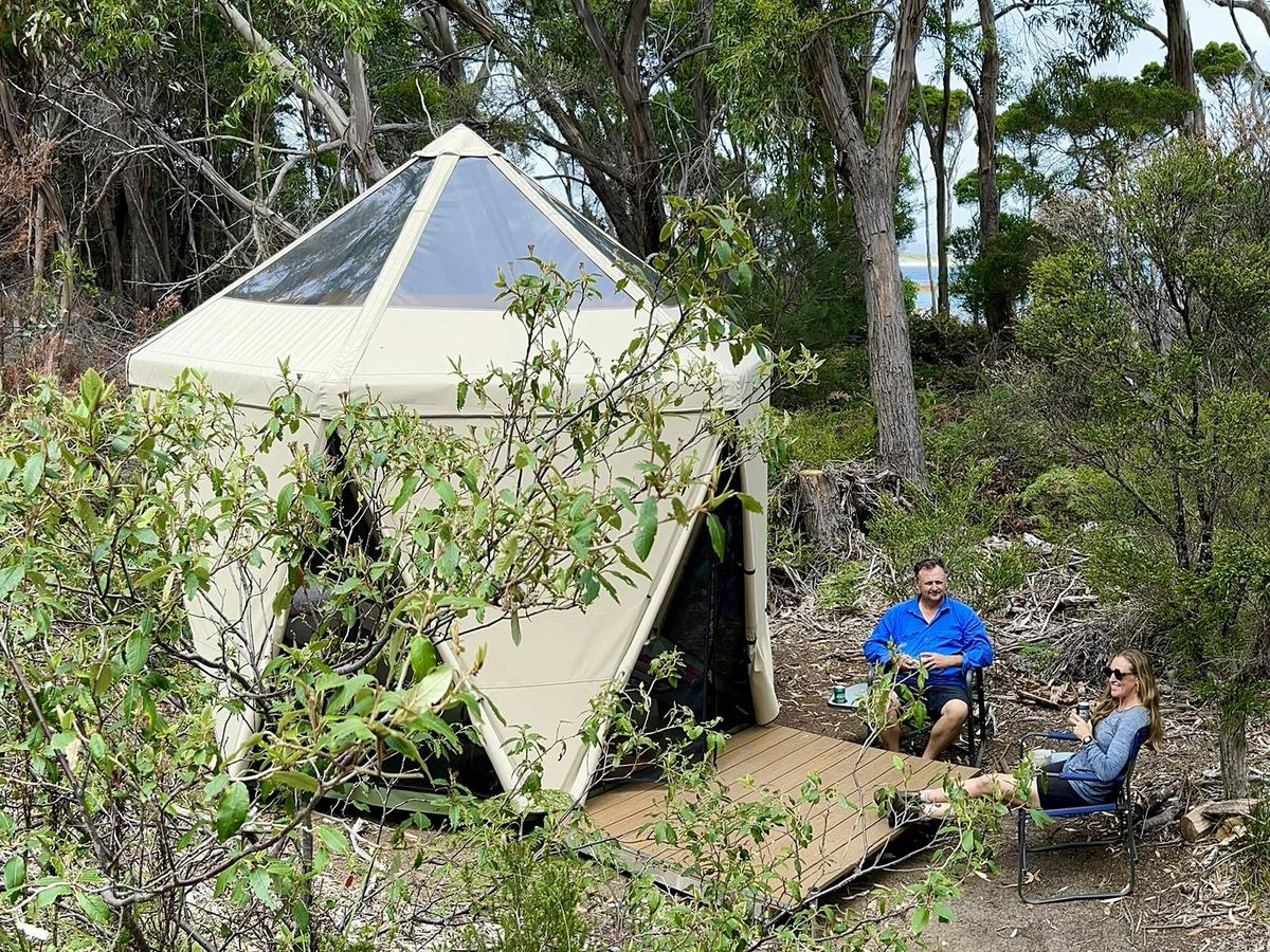 Flinders Island Walking Adventure - In Comfort