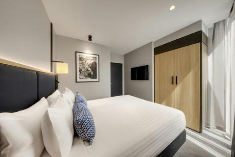 Guest Room King or Twin