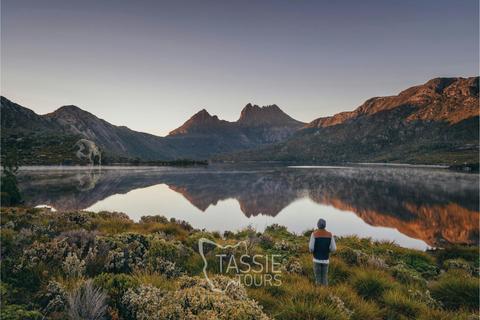 5 Day Island Icons Day Tour Bundle - Cradle Mountain, Wineglass Bay, Port Arthur, Bruny Island, and