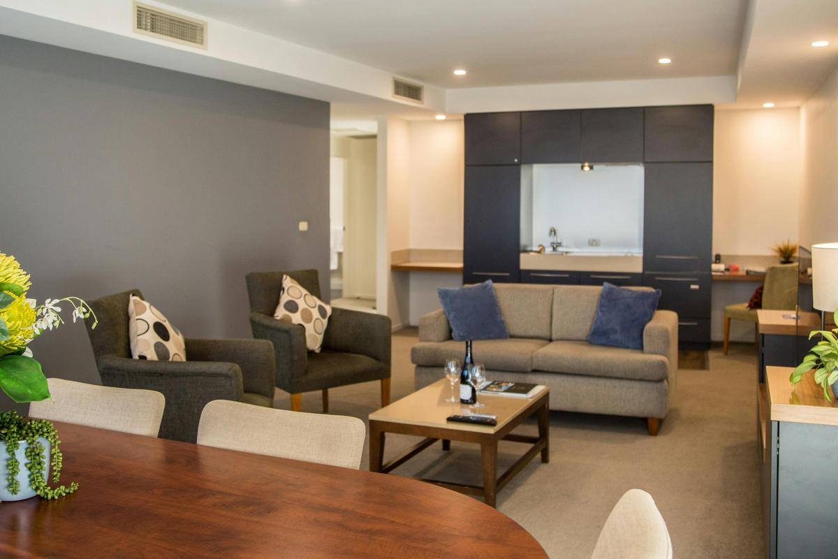 Apartment (2 Bedroom Suite)
