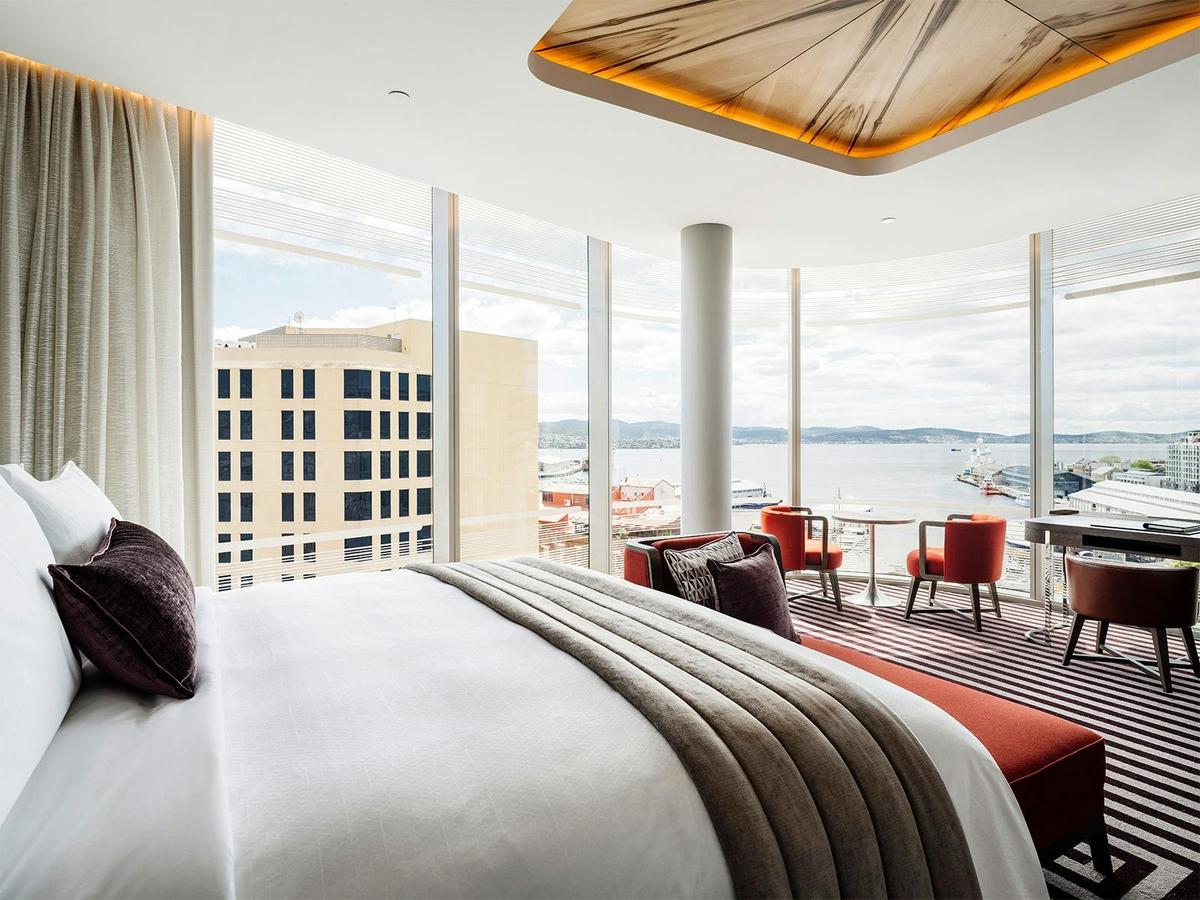 Panoramic Waterview King Room