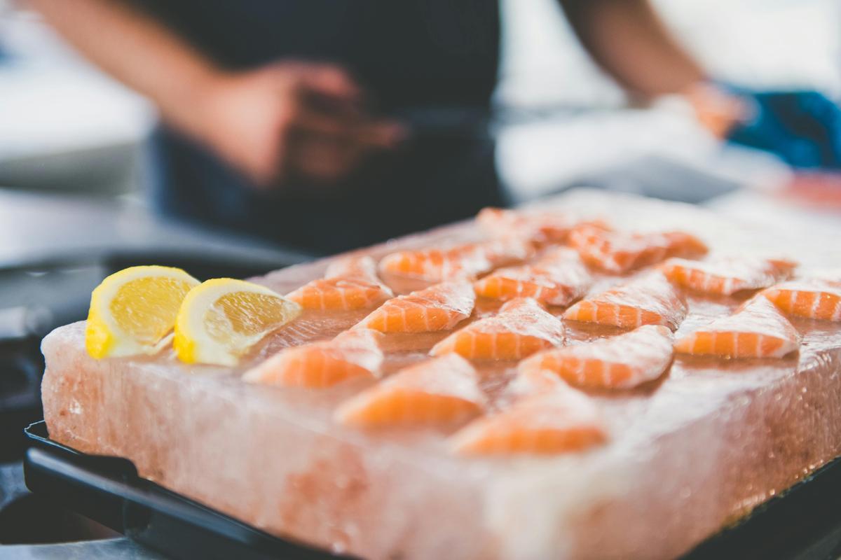 Deep-to-Dish: Tasmanian Seafood Experience