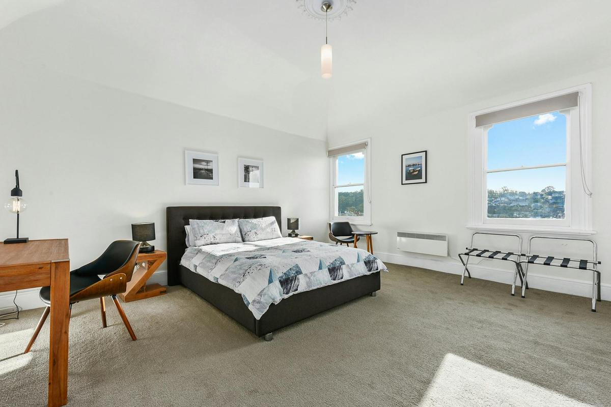 Apartment 4 Bedroom