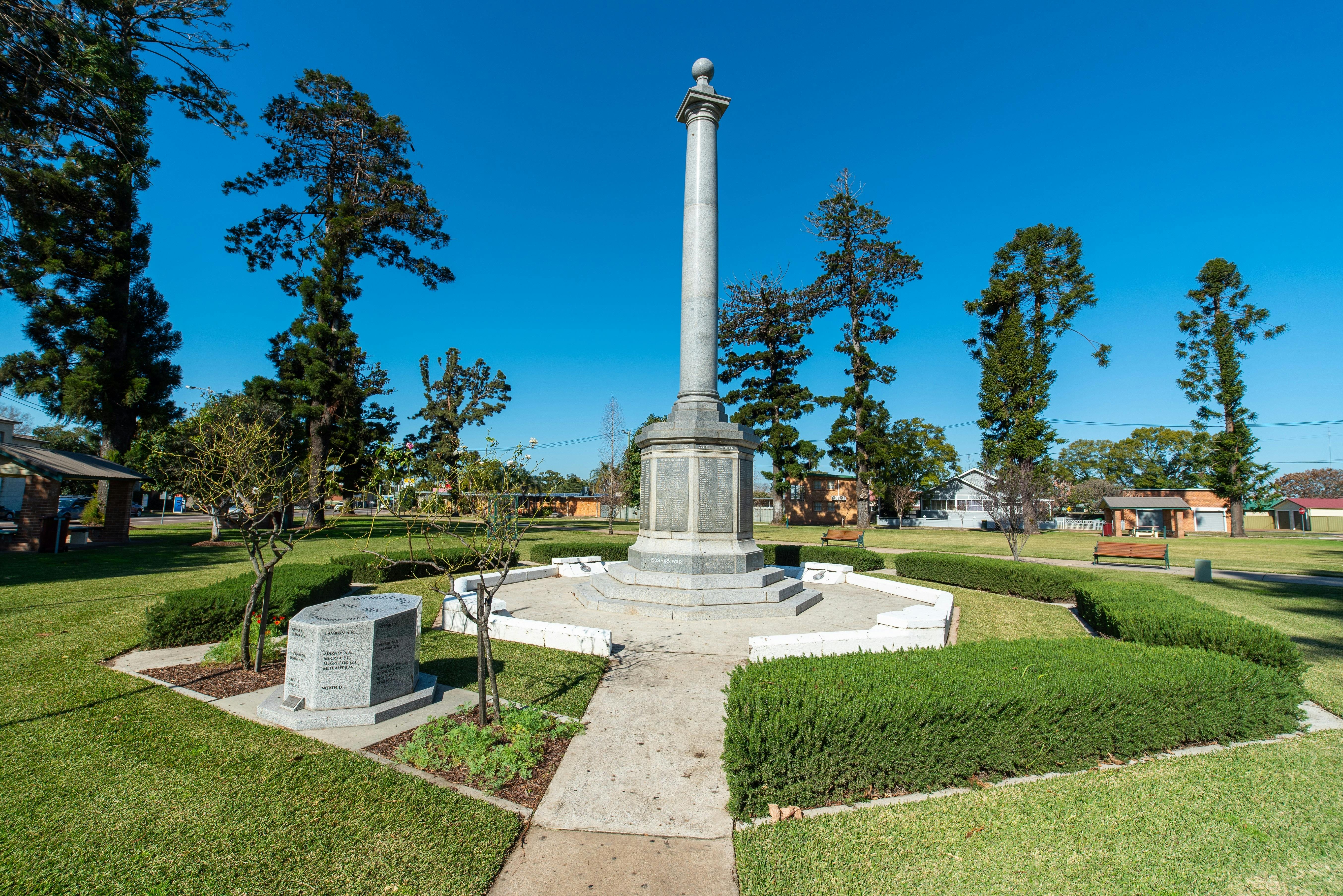Singleton War Memorial - Burdekin Park