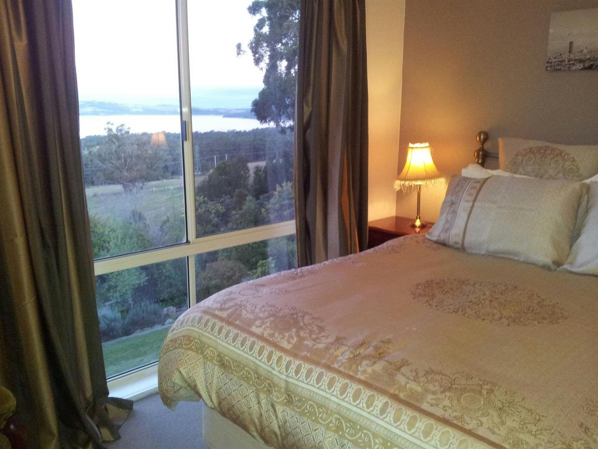 hayes room with view