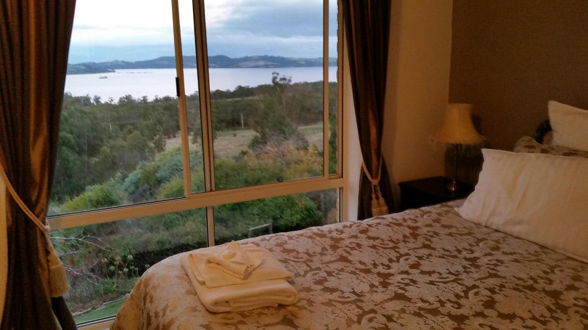 Ensuite room