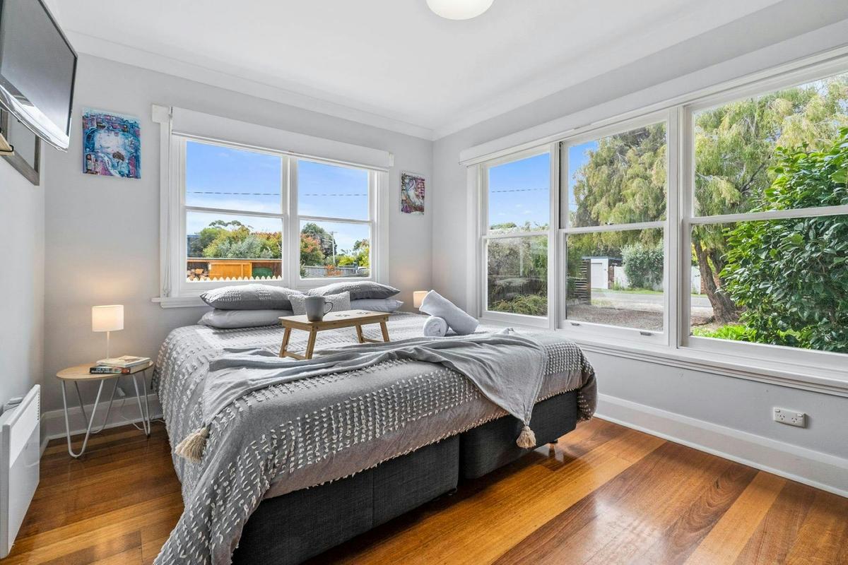 2nd Bedroom  Kin Bed splits into 2 Singles . Panel Heater ,Television and Robe.