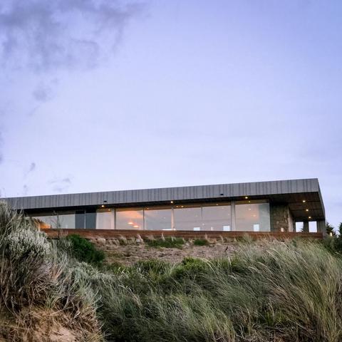 The Low Head Beach House