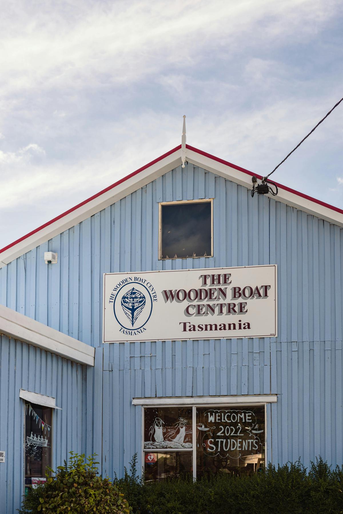 Nestled along the Huon Highway in the centre of Franklin, Tasmania
