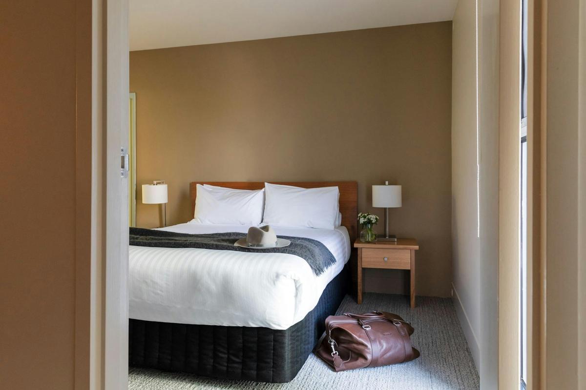 One Bedroom Apartment