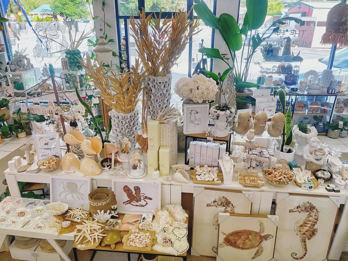 Lovely homewares and gifts in The Sea Merchant Penguin. Visually stunning homewares and gifts Beachy
