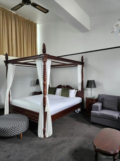 The Macquarie Hobart