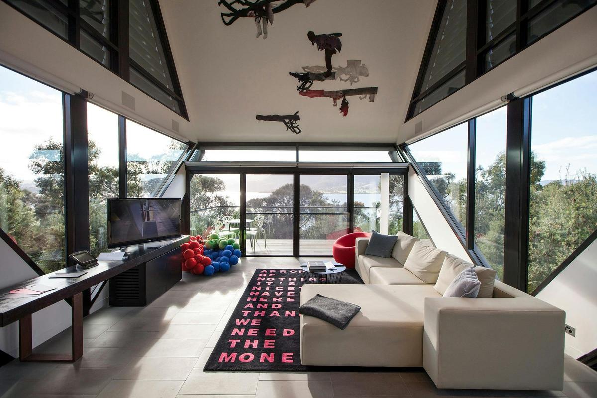 Mona Pavilions - Esmond Room