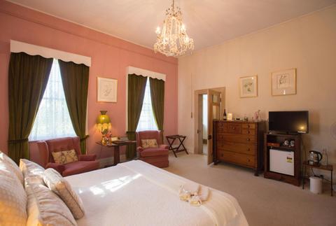 Downstairs King spa
