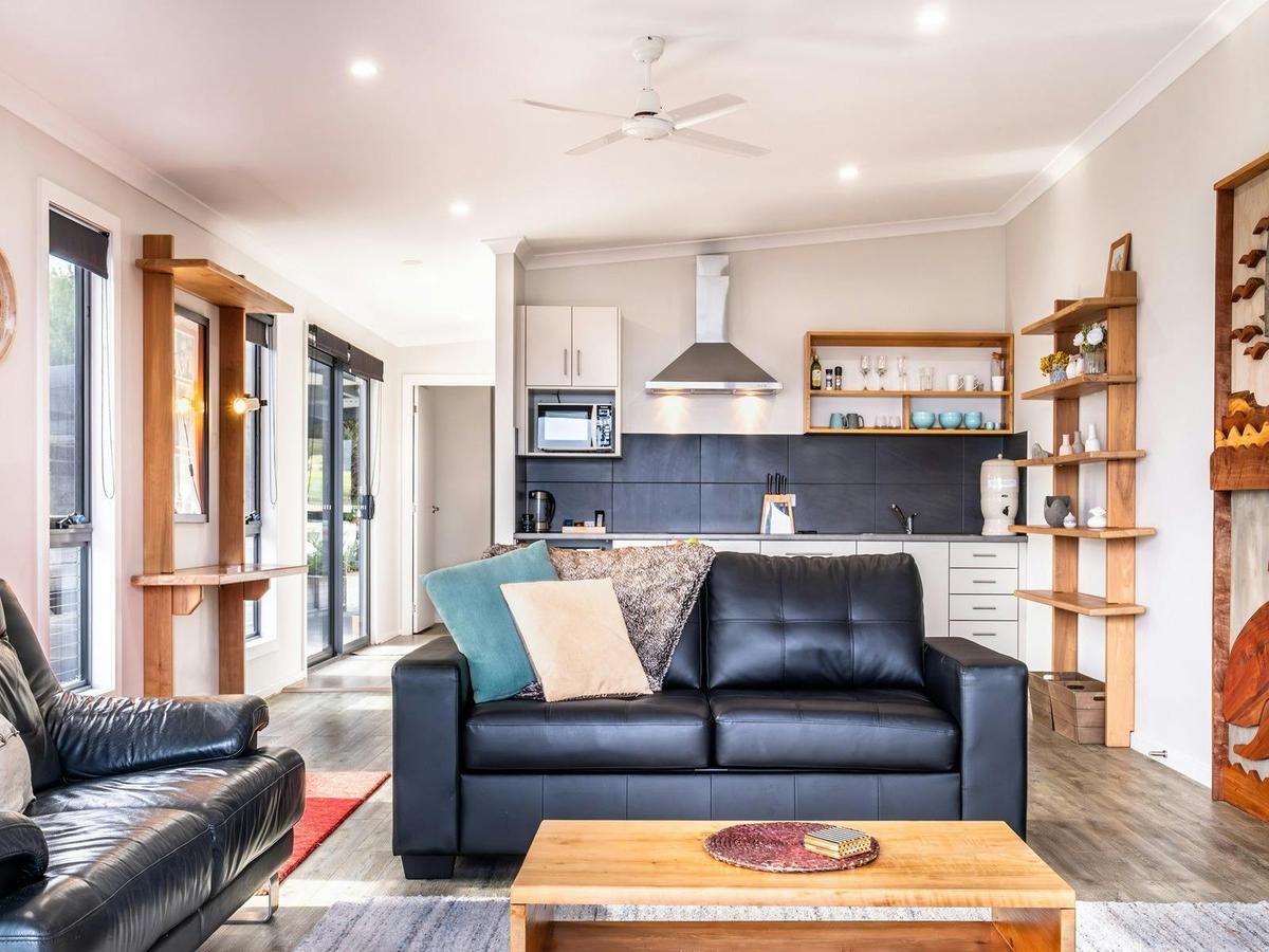 Whale Watcher Apartment 2