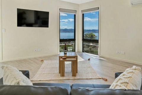 The View Studio Sandy Bay