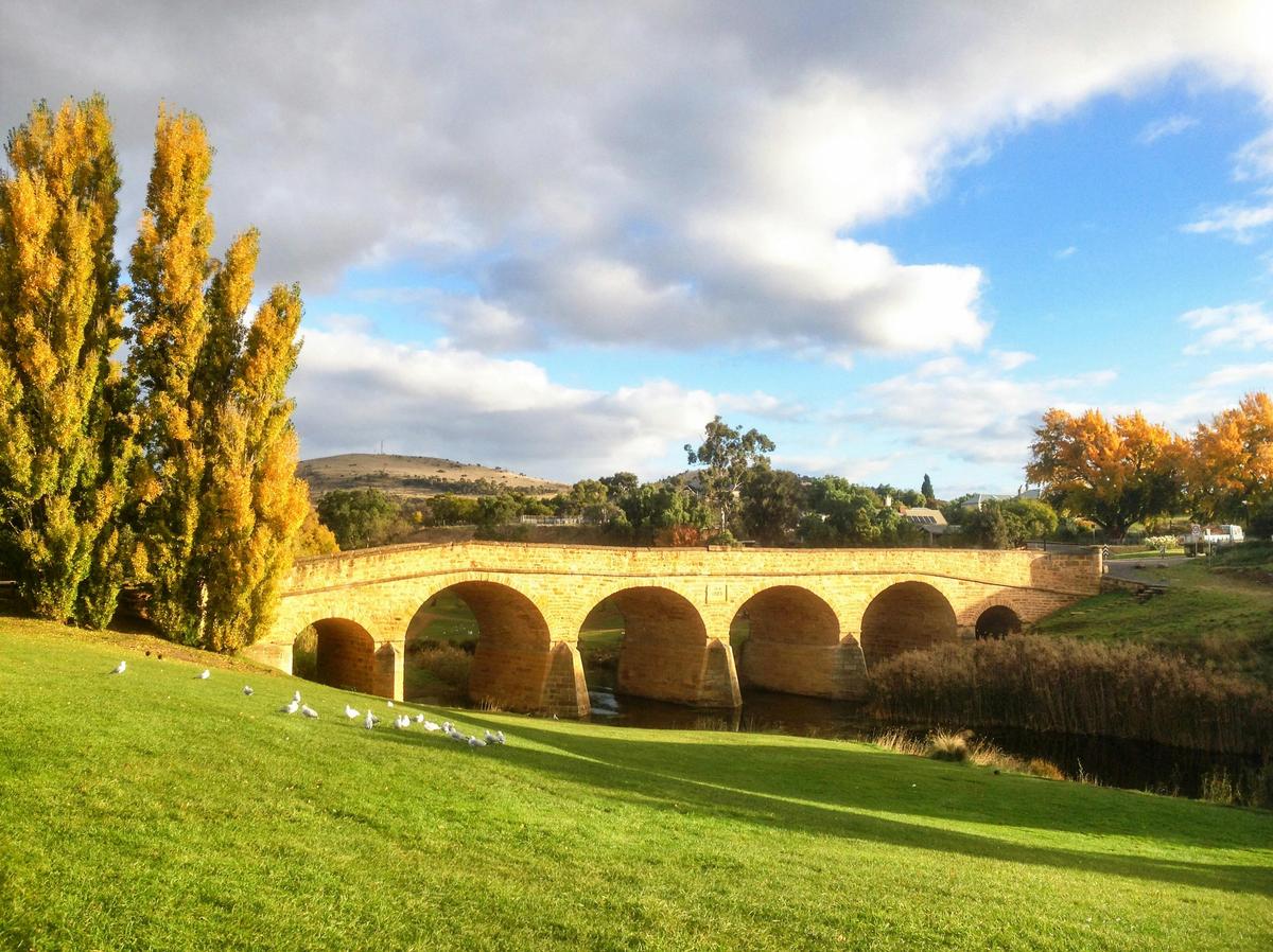 Tasmanian Discovery / 6 day tour of Tasmania (Comfort Tour)