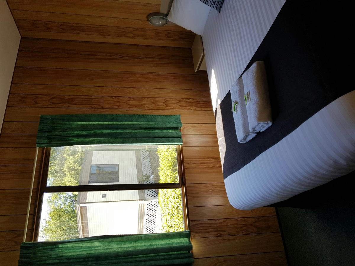 Standard cabin