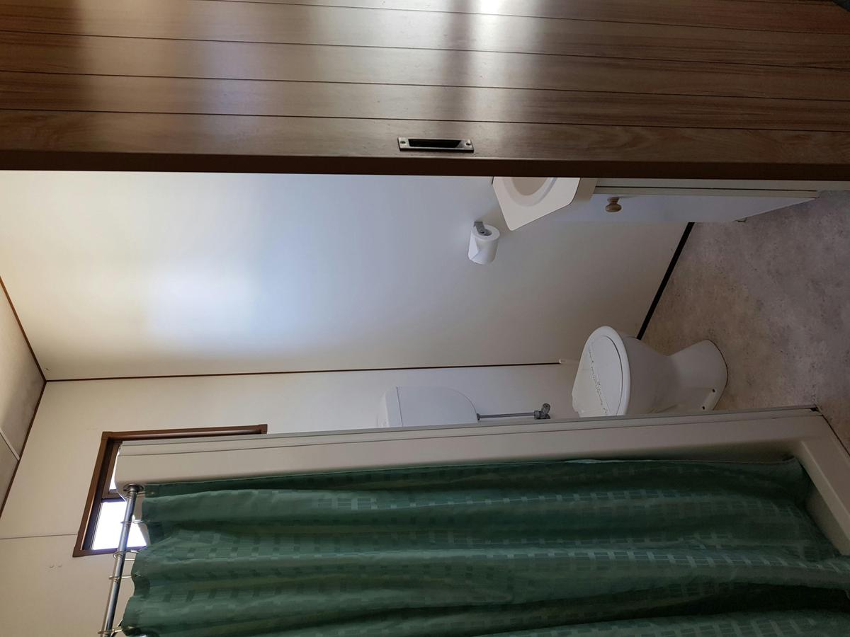 Standard cabin