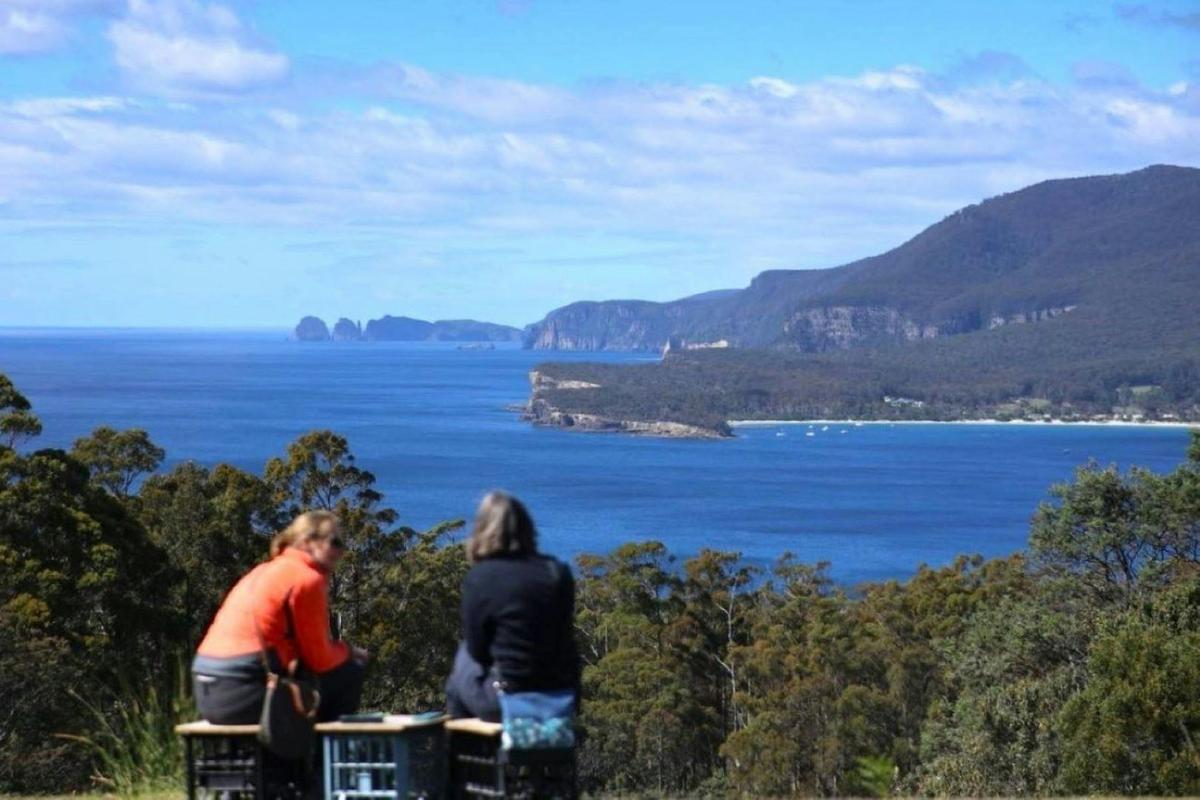 Tasman Peninsula Small-Group Eco Tour from Hobart
