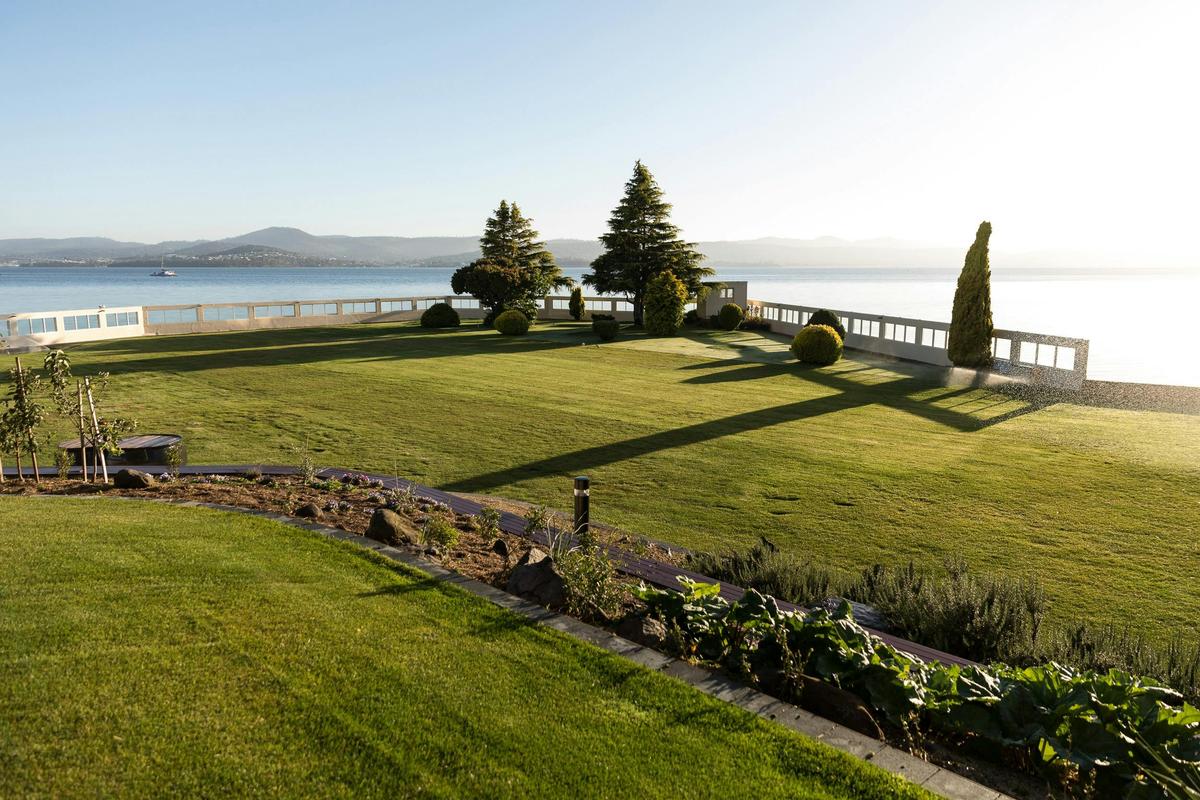 Waterfront lawns