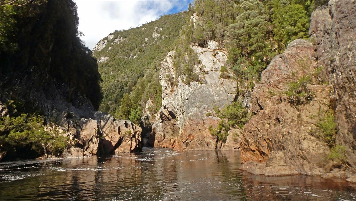 6 or 7 Day Upper Franklin River Rafting Expedition and Frenchmans Cap Walk