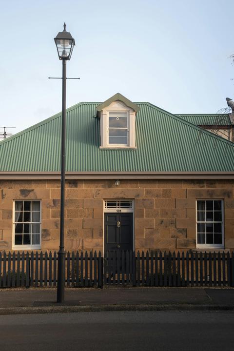 101 Oatlands