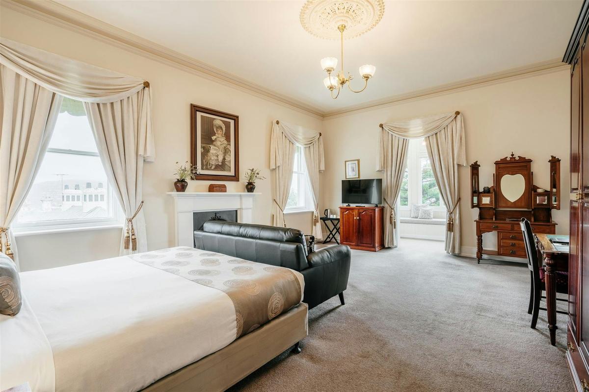 King Suite with a Bath