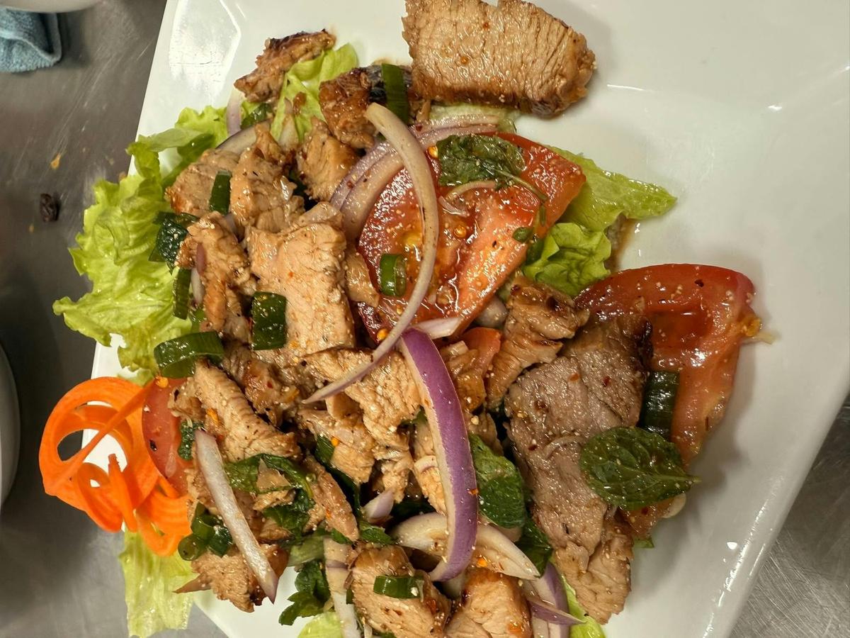 Happy Elephant Thai Restaurant Barham