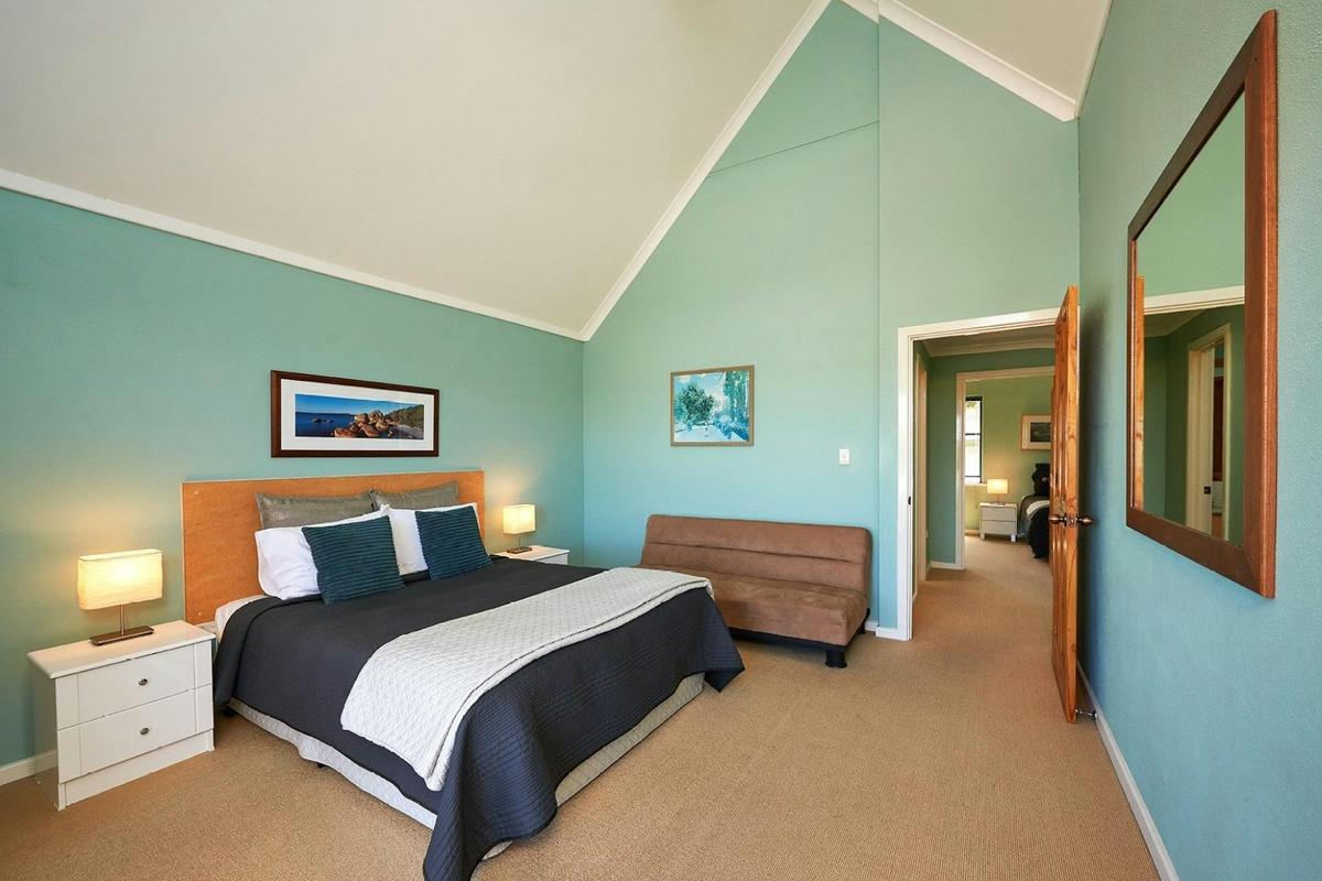 Double Storey bedroom