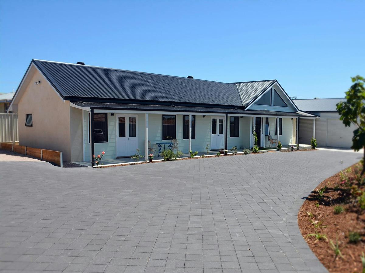 Pet Let - Esperance, West Beach, Western Australia