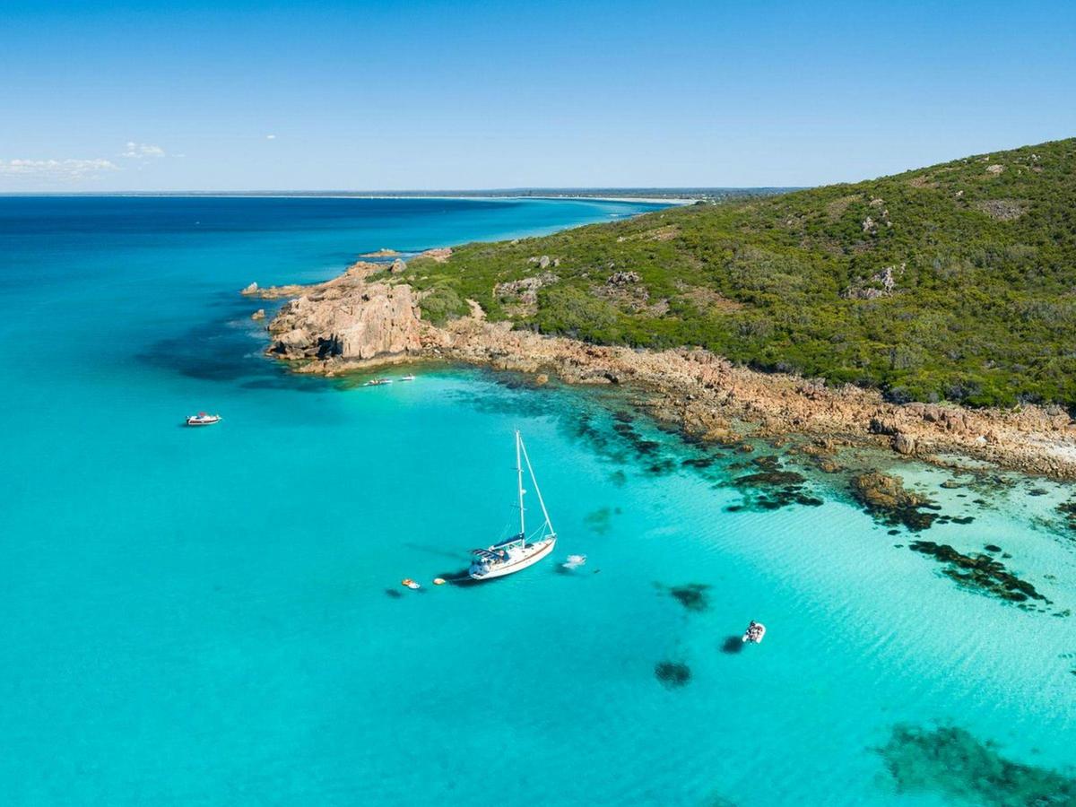 Castle Rock Bay