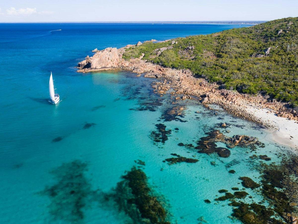 Castle Rock Bay
