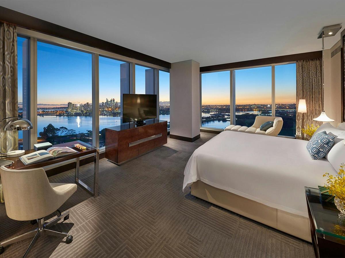 Premier Club View Suite