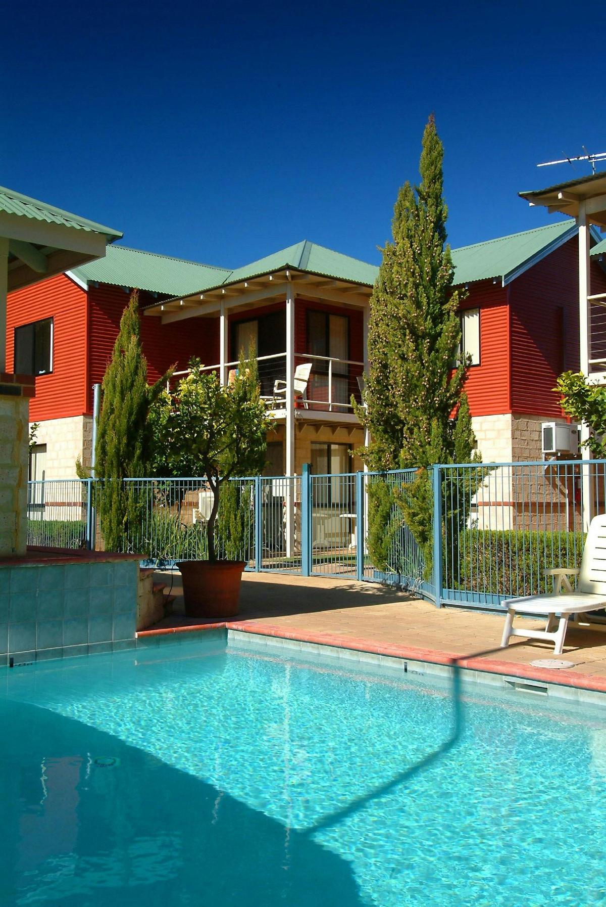 Amalfi Resort Busselton