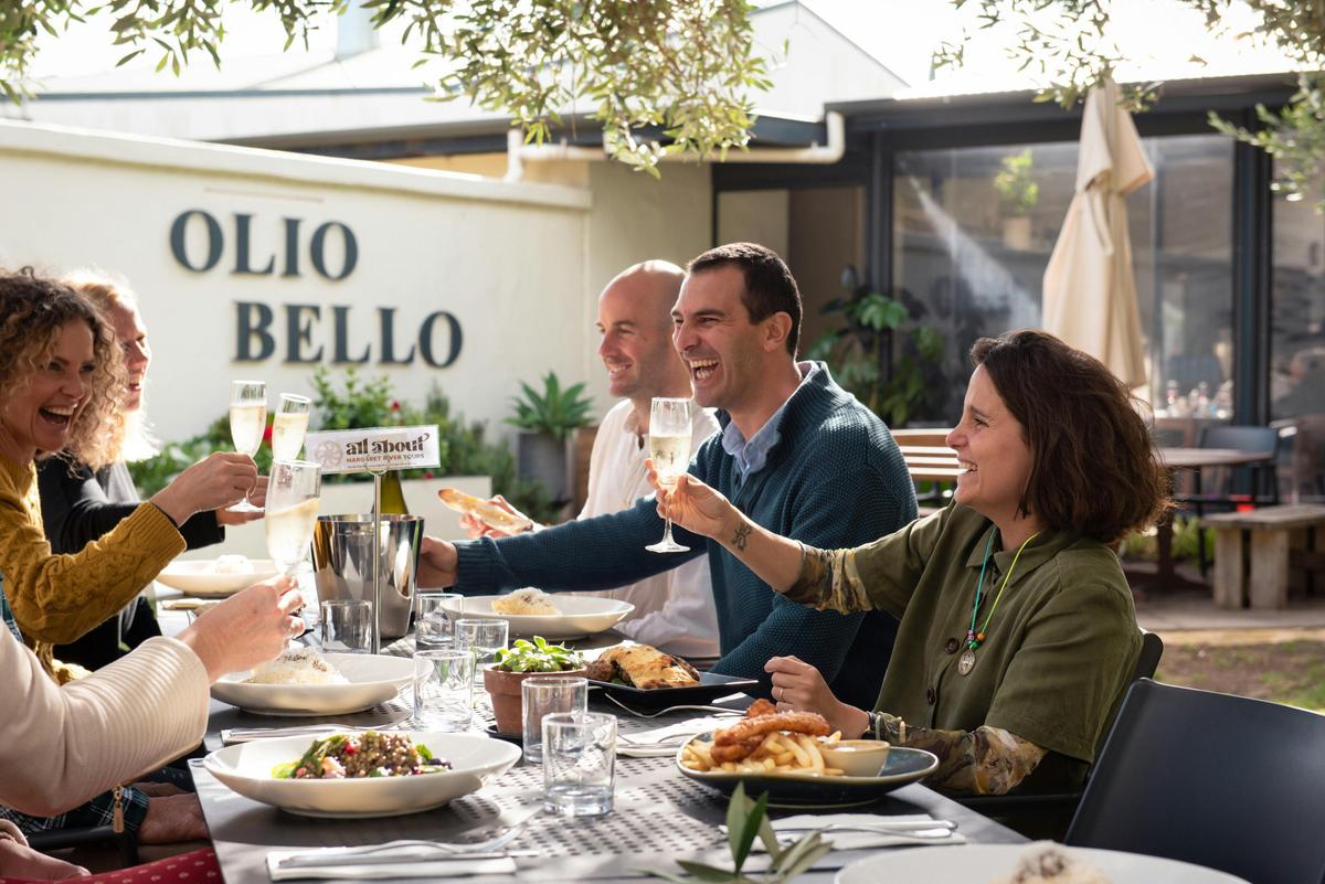 Hidden Gems Boutique Full-Day Wine, Olive Farm Lunch & Emu Feeding Tour