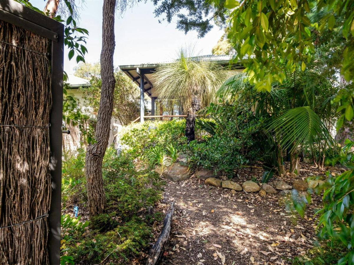 Aroha Gardens