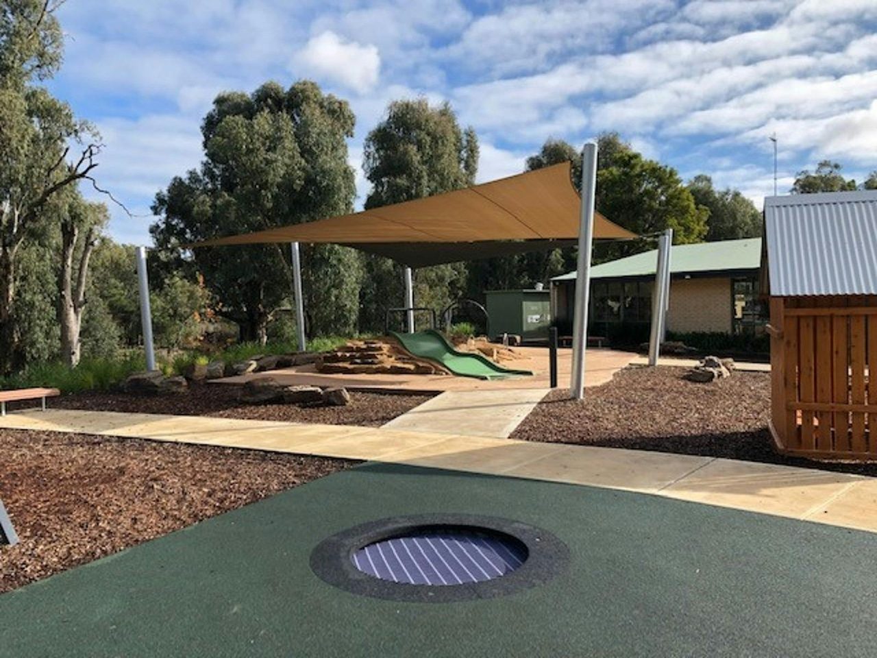 Mini trampoline