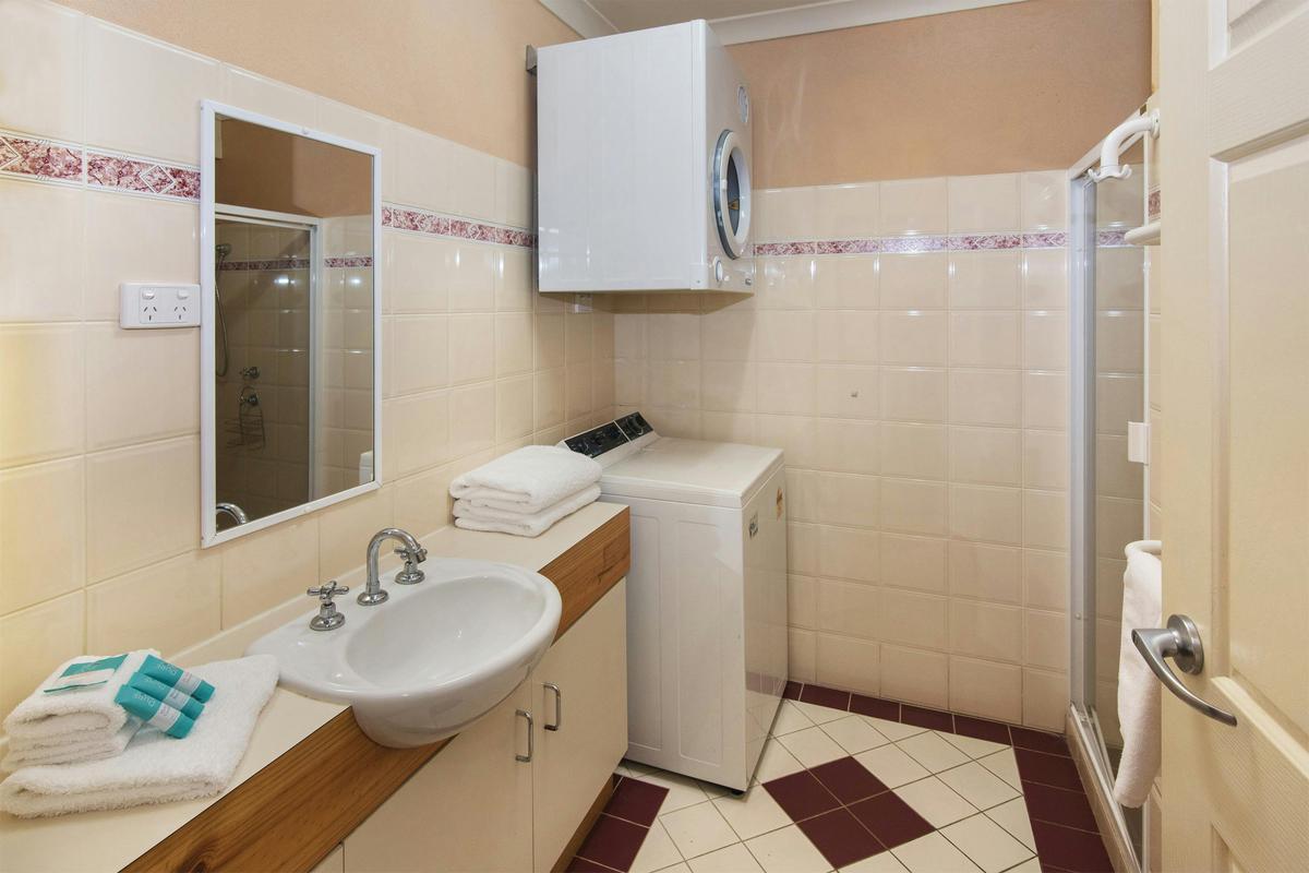 Villa - 3-Bedroom, 2-Bathroom 3.5 Star
