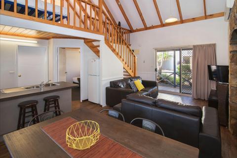 Chalet - 2-Bedroom, 1-Bathroom 3.5 Star
