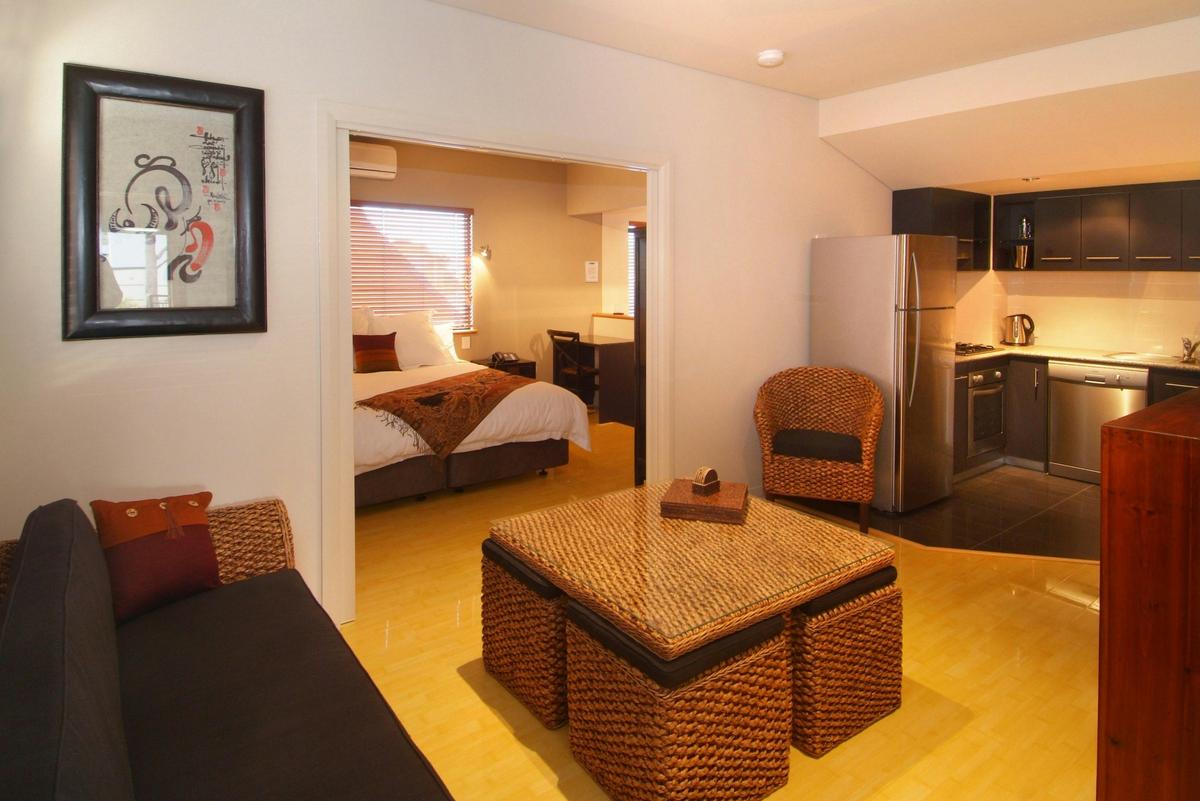 Apartment - 3-Bedroom, 2-Bathroom 4.5 Star