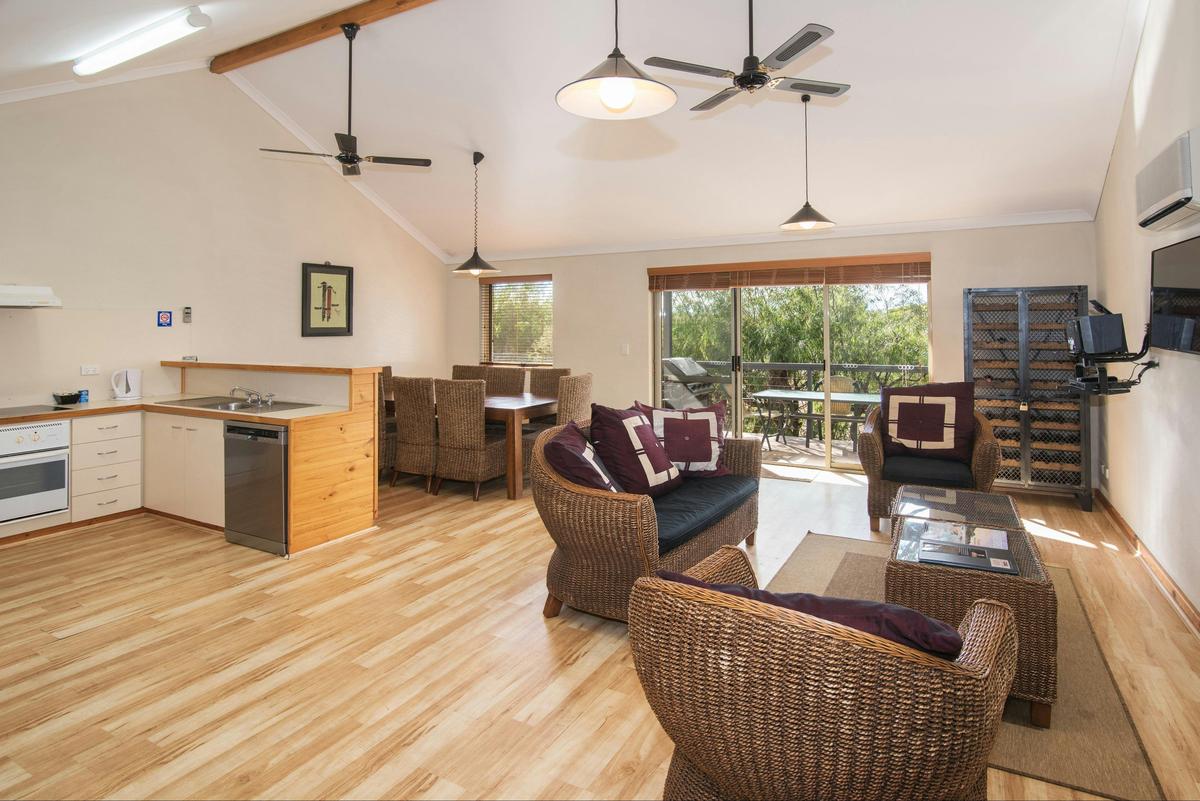 Villa - 3-Bedroom, 2-Bathroom 3.5 Star