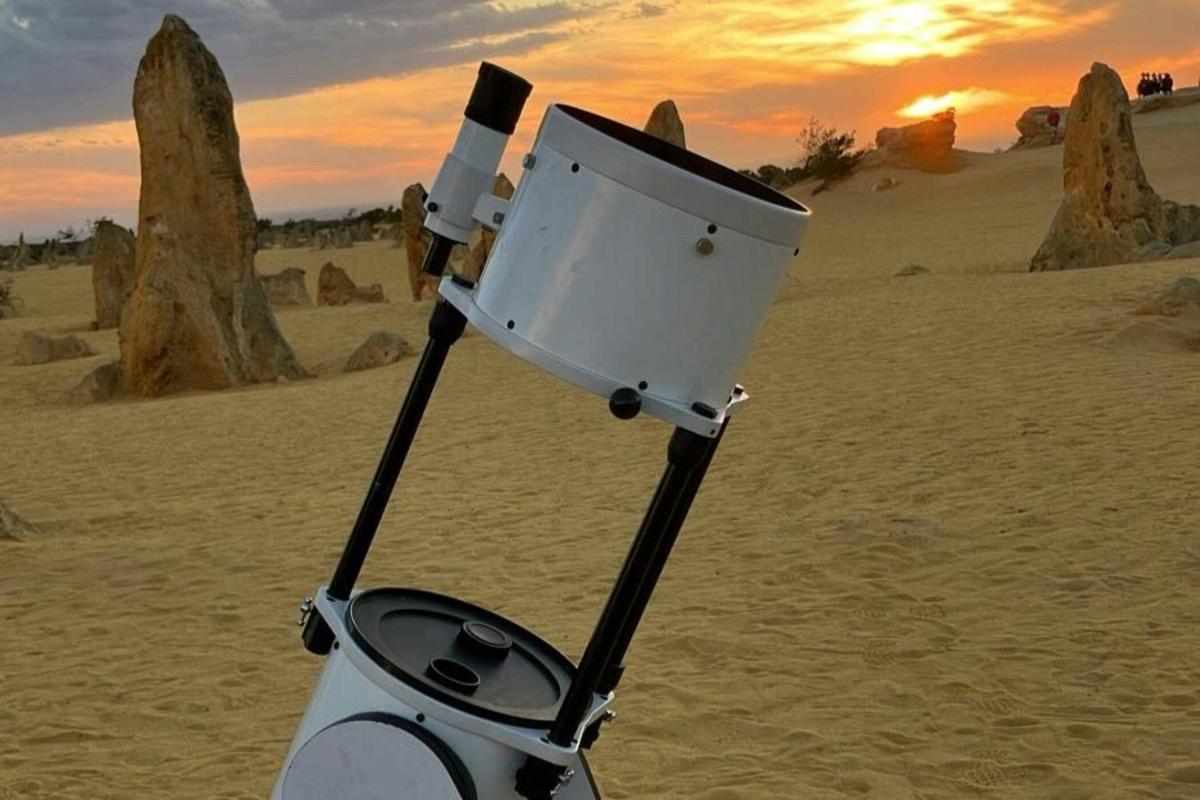 Pinnacles Sunset & Stargazing Tour with Picnic Dinner