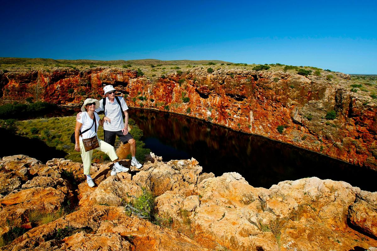6 Day Perth to Exmouth Coral Coaster Original One Way Tour