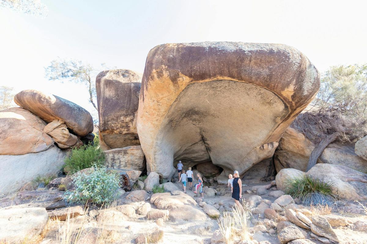 Wave Rock, Historic York and Corrigin