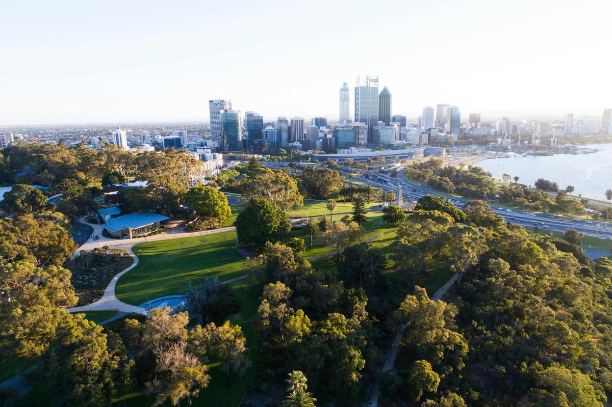Perth, Kings Park, Swan River, Fremantle, and Optional Cruise