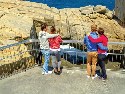 4 Days Bunbury, Treetop Walk, Albany, Esperance, and Wave Rock