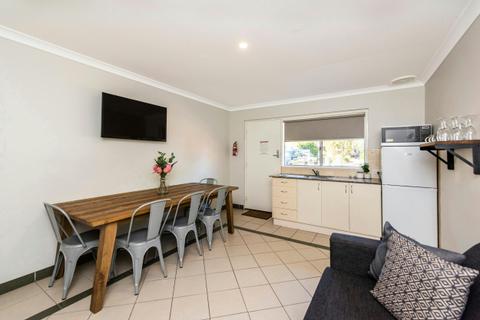 Family Chalet 6 (2 Bedroom)